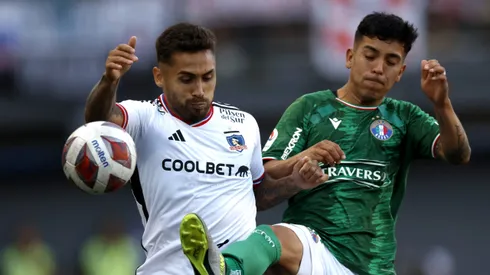 Colo Colo visita a Audax en La Florida.