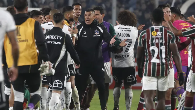 Almirón se fue enojado tras la derrota de Colo Colo.