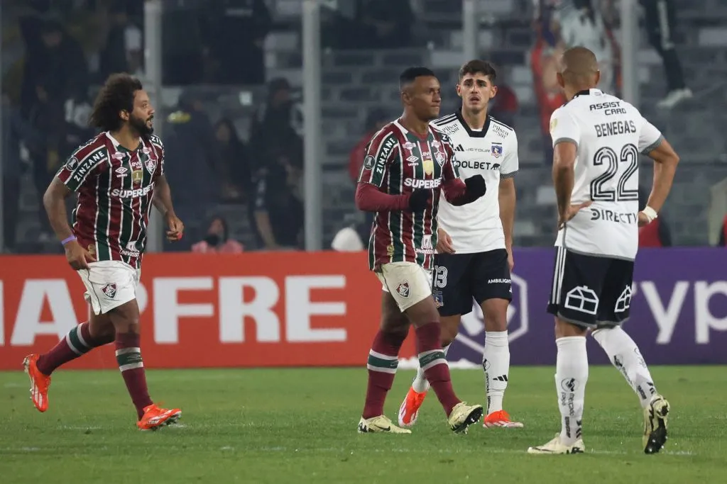 El inicio de la pelea de Benegas con Marquinhos. Foto: Dragomir Yankovic/Photosport