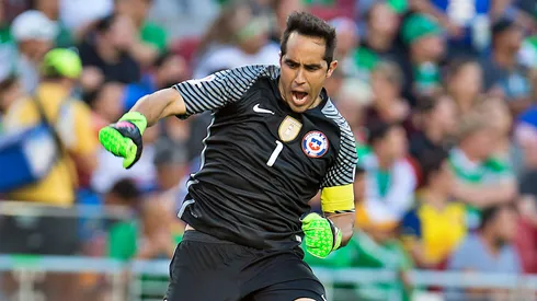 Bravo recordó uno de los buenos partidos de la generación dorada de la Roja.