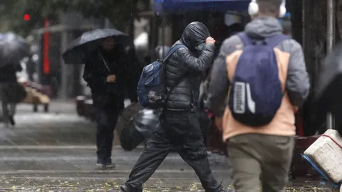 Lluvia en Santiago (7 de mayo 2024)
