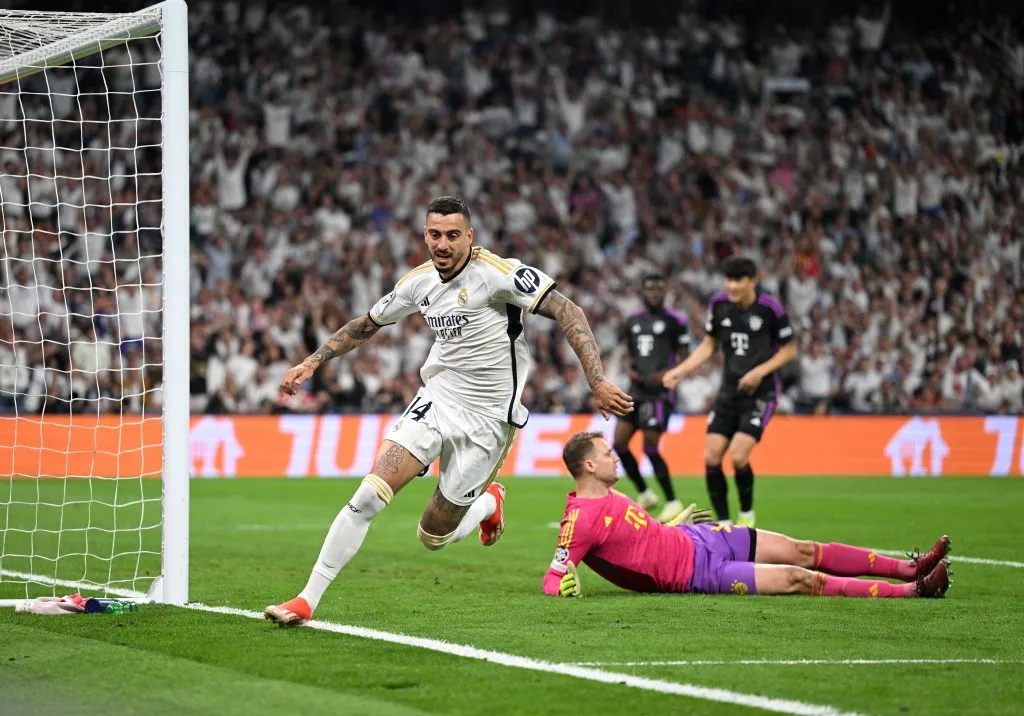 Joselu celebra el gol del empate tras un fallo increíble de Neuer. (David Ramos/Getty Images).