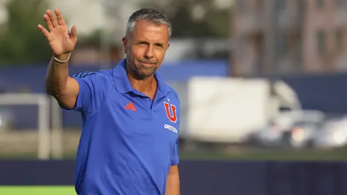 Gustavo Álvarez sigue de cerca a los valores juveniles de la U.