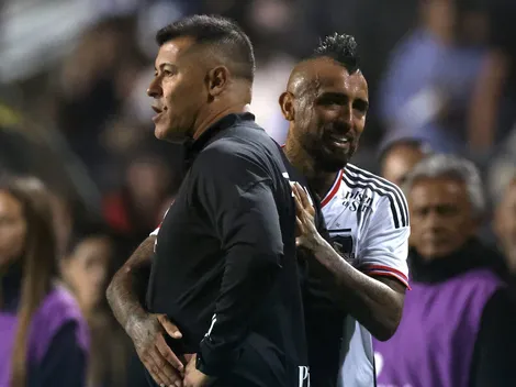 Almirón desacredita a Bravo y eleva a Vidal a semidiós