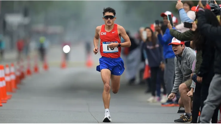 Hugo Catrileo, el tercer atleta chileno que competirá en París 2024.