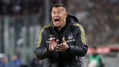 Almirón recibió el respaldo de Menotti en su peor momento