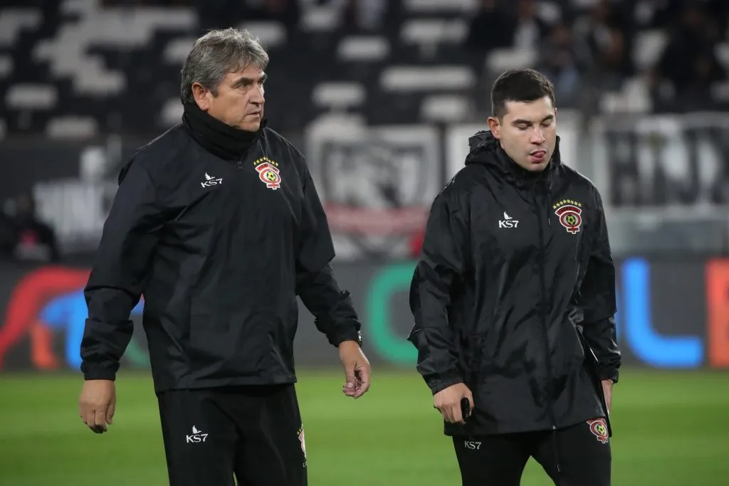 Emiliano Astorga en el estadio Monumental. (Jonnathan Oyarzun/Photosport).