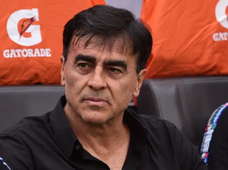 Destacan a Quinteros por fórmula que ocupó en Colo Colo y la UC