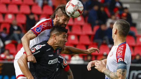 Partido de alto voltaje en La Calera.