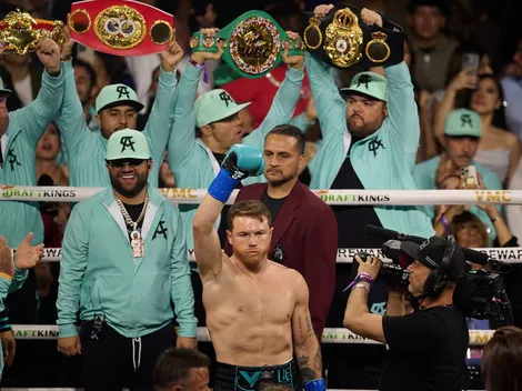 Canelo Álvarez vence a Munguía en fallo unánime