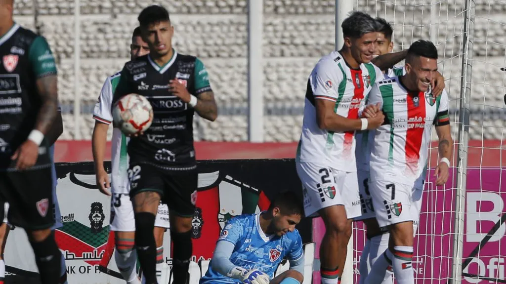 Palestino derrotó a Deportes Copiapó y quedó muy cerca de la U. Foto: Photosport.