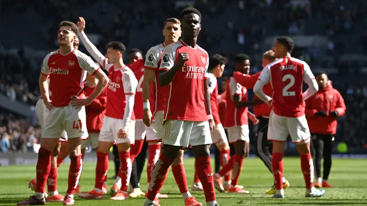 Saka festejo un tanto de Arsenal.