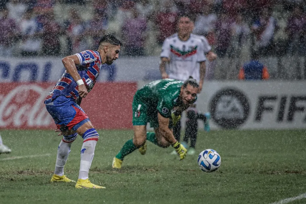 Juan Martín Lucero le anotó por Fortaleza a Palestino en la Copa Sudamericana 2023. (Photosport).
