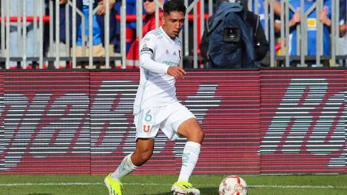 El jugador fue al sacrificio como defensa y convenció.