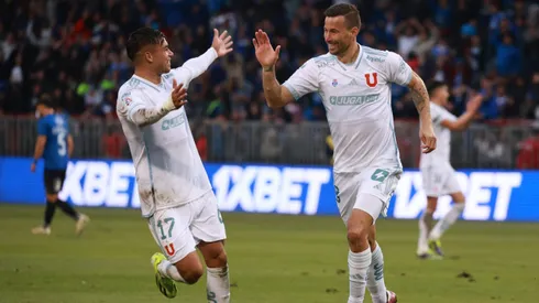 Luciano Pons suma 2 goles con Universidad de Chile.
