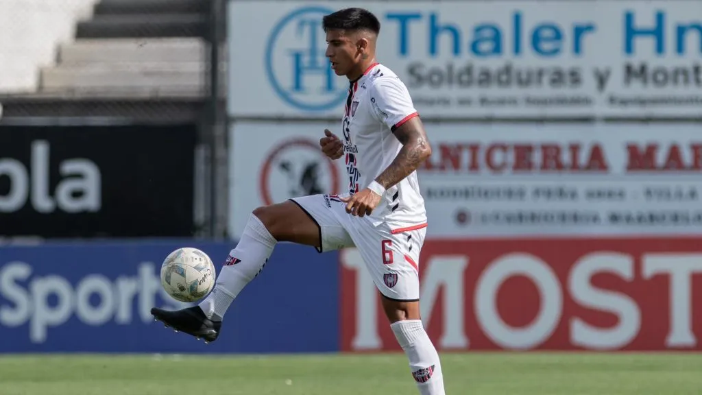 La Calera se refuerza, para variar, con un argentino. Foto: Comunicaciones Chacarita Juniors.