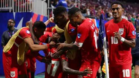 Los jugadores de Panamá festejan el gol de José Fajardo ante Estados Unidos.