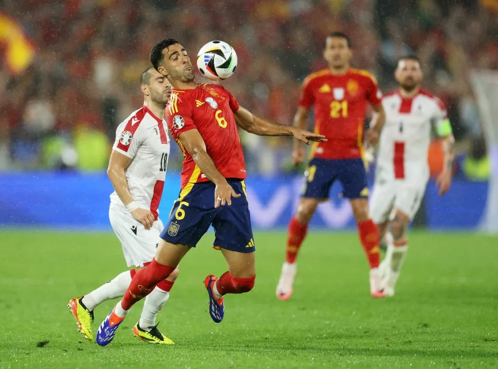 España clasifica a costa de Georgia.