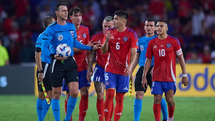 Prensa argentina se burla de la eliminación de Chile.