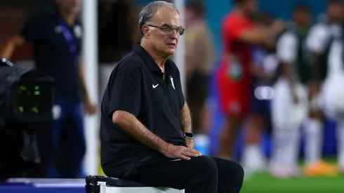 Marcelo Bielsa se suma a la lista de técnicos castigados por Conmebol en Copa América.