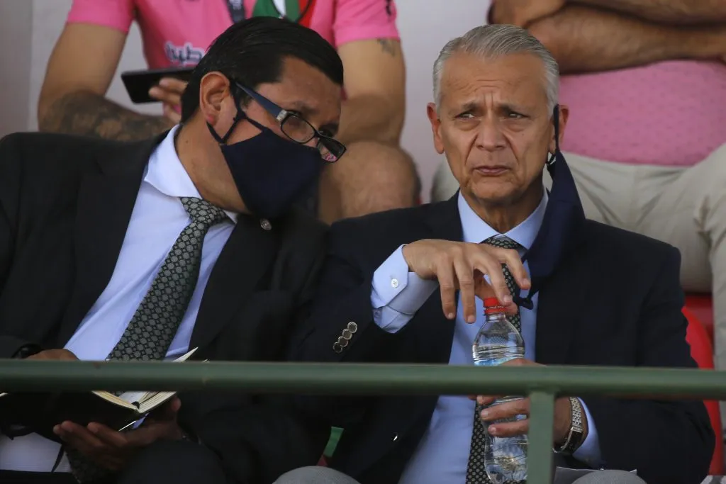 Javier Castrilli fue muy duro con Carlos Astroza. (Jonnathan Oyarzun/Photosport).