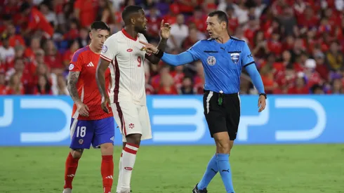 Wilmar Roldán en acción durante el Chile vs. Canadá.