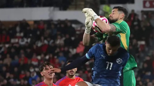 Chile tendría cambio de arquero.