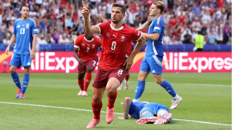Suiza derrotó a Italia y avanzó a cuartos de final de la Euro 2024.