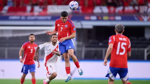 Marcelino Núñez asoma como titular en la Roja.