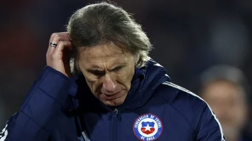 Ricardo Gareca fue castigado con un partido por la demora de Chile ante Argentina.