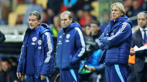 Sergio Santín, a la izquierda de la imagen, dirigirá a la Roja ante Canadá.