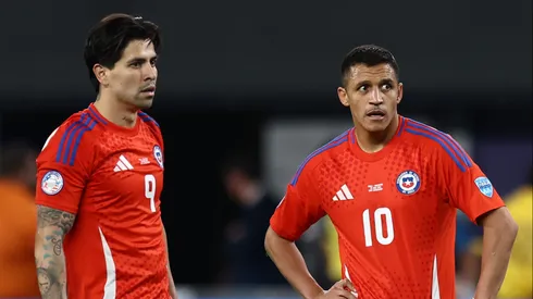 Víctor Dávila salió a defender de las críticas a su compañero Alexis Sánchez.