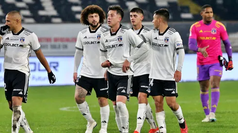 La muerte de un hincha enlutó el amistoso entre Colo Colo y Universitario.