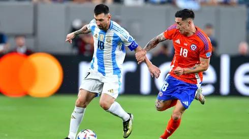 Rodrigo Echeverría fue titular ante la Argentina de Messi.