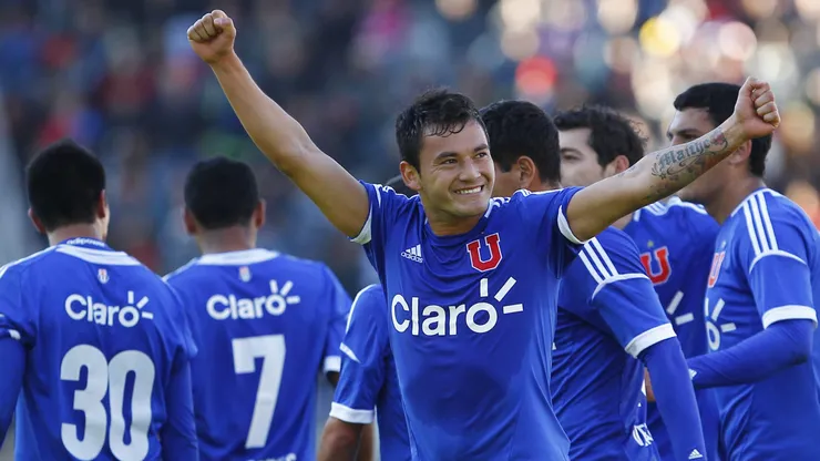 Charles Aránguiz busca su regreso a la U.