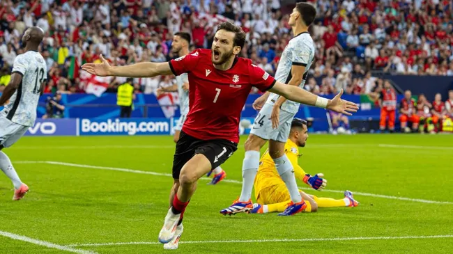 Khvicha Kvaratskhelia abrió la cuenta y metió a Georgia en octavos de la Euro venciendo a Portugal. Foto: IMAGO.
