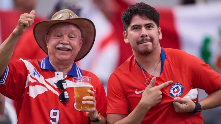 Los hinchas de Chile también han disfrutado de la cerveza en los estadios.