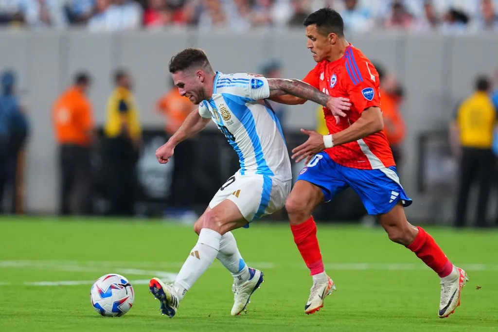 Argentina avanzó a cuartos de final tras el triunfo ante Argentina