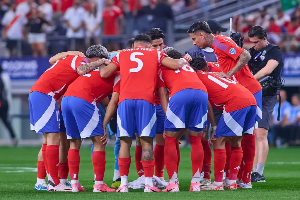 Chile enfrenta a Argentina buscando tres puntos de oro en la tabla de posiciones del Grupo A de la Copa América. Foto: Photosport.