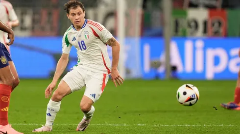 Nicolò Barella en el partido de Italia vs España.
