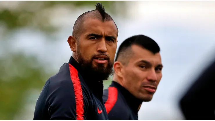 Algunos echaron de menos a Vidal y Medel ante Perú.