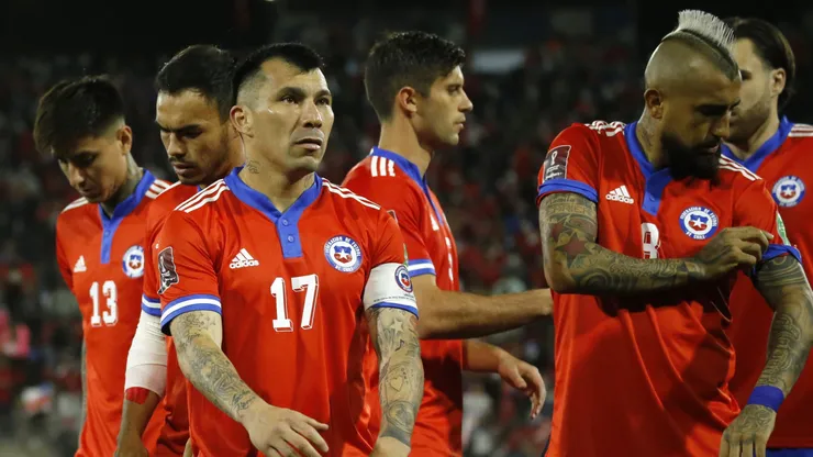 Medel y Vidal no están en Chile.