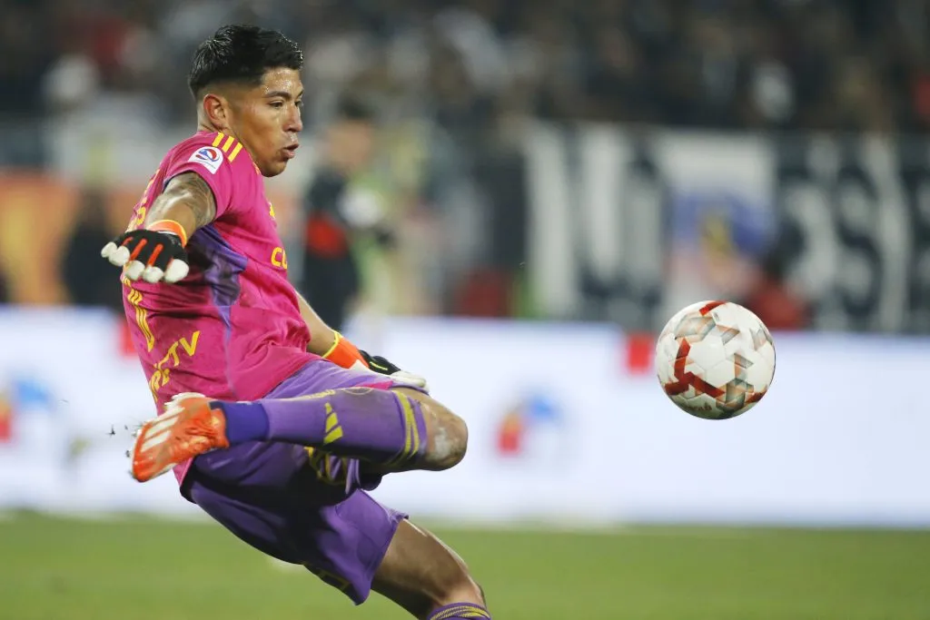 Brayan Cortés es uno de los jugadores que podría irse con el pase en su poder de Colo Colo en diciembre. | Foto: Photosport.