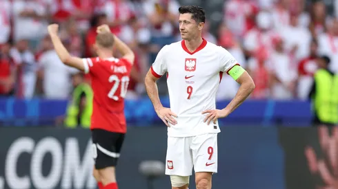 Leandowski sufre en la Euro 2024.