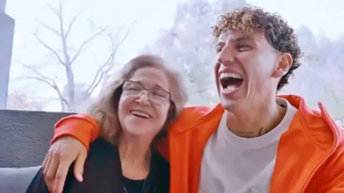 Lichnovsky compartió un tierno momento junto a su madre.