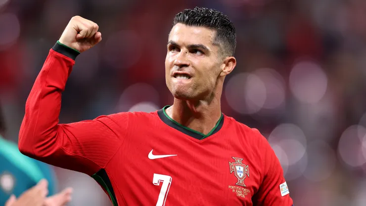 Cristiano Ronaldo celebra la victoria de Portugal en el primer partido de la Euro 2024.