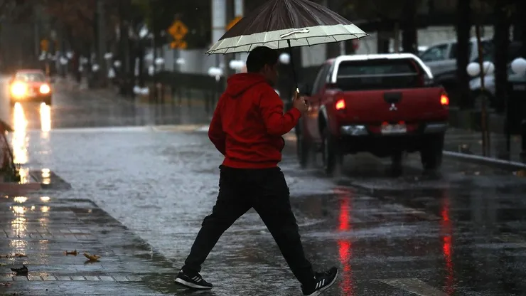 Lluvia en Santiago
