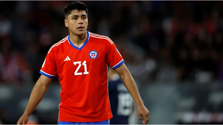 Damián Pizarro aparece en amistoso de La Roja Sub 20 ante Canadá, en La Calera.