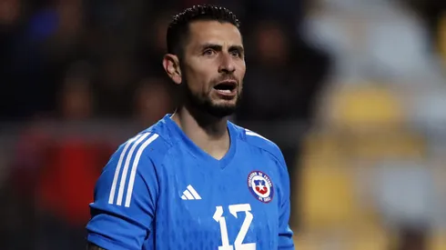 De Tezanos explota contra Arias, probable titular el Chile ante Perú.