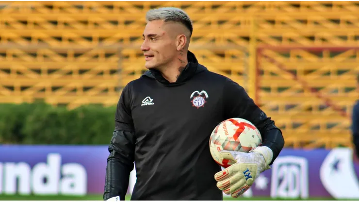 Campos enfrentará a su ex club en la Copa Chile.